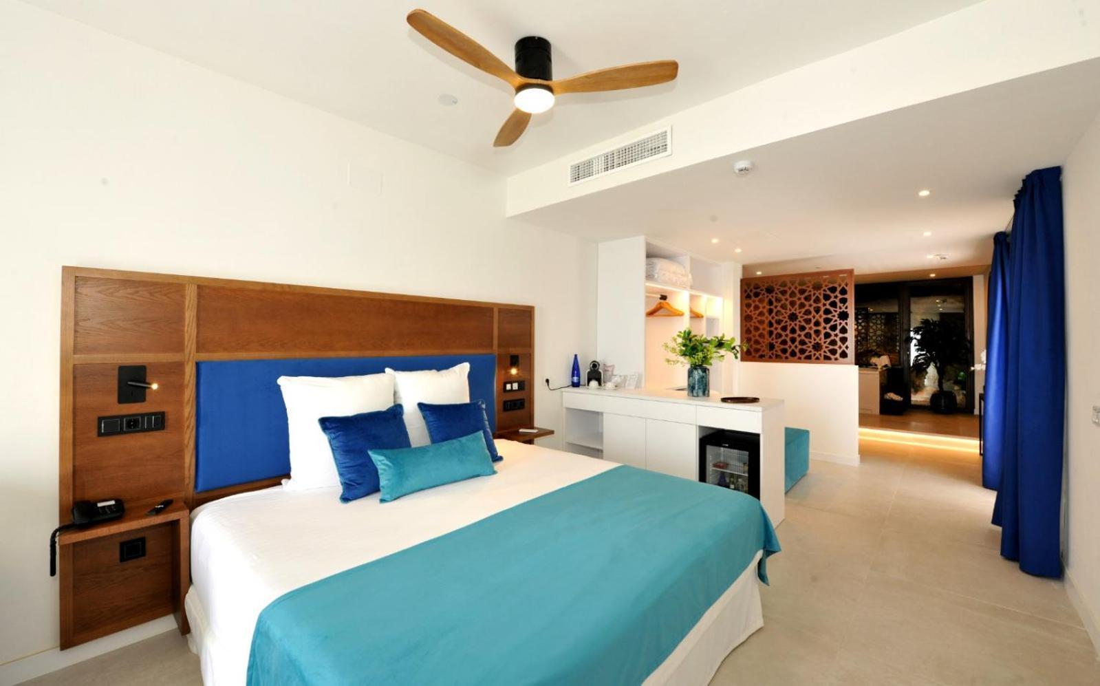 Hotel Salobrena Suites Экстерьер фото