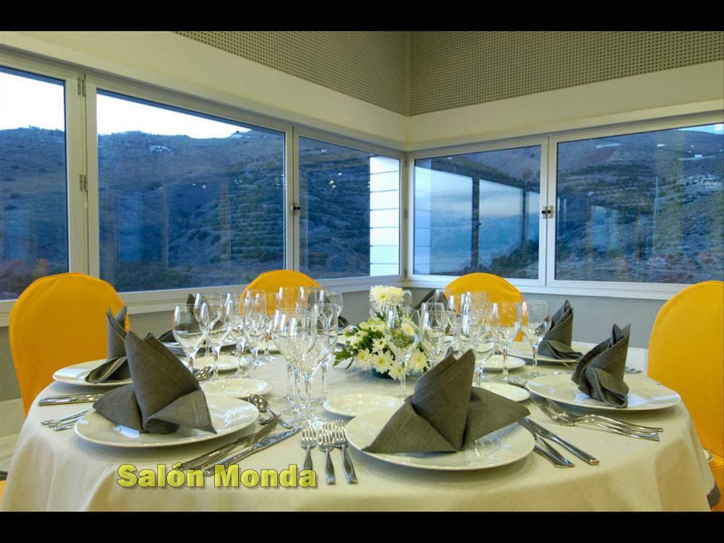 Hotel Salobrena Suites Экстерьер фото